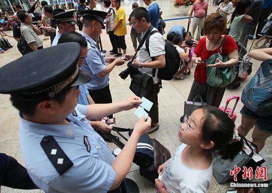 韩国媒体热议中国高铁:东部沿海城市串成一条