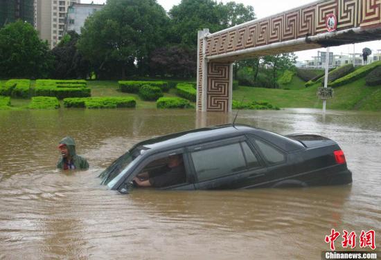 南方大部将迎较强降雨 华北局地需防强对流(图