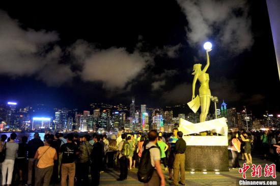 复苏之路漫漫 香港旅游业需洗脱负面形象 