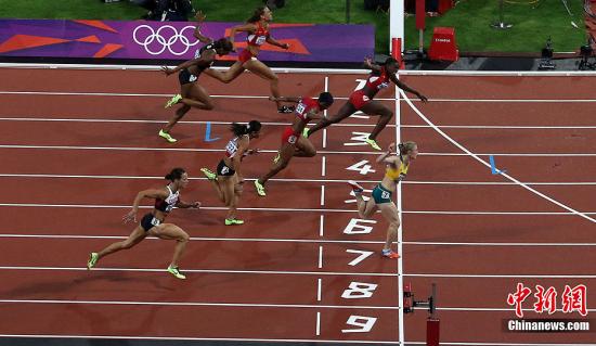 女子100米栏 澳大利亚老将雨中封后破奥运纪录