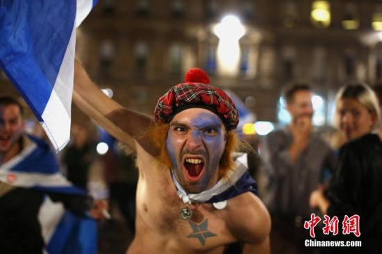 国际观察：苏格兰独立未遂 英国裂痕难平