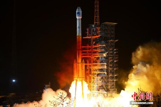 資料圖 中國在西昌衛星發射中心用長征三號丙運載火箭，成功將首顆新一代北斗導航衛星發射升空。發 楊中洲 攝