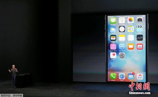 北京时间9月10日，苹果秋季新品发布会举行，发布iPhone 6S及iPhone 6S Plus。外观与iPhone 6、iPhone 6 Plus设计基本一致，采用全新7000铝合金材质，并带来3D Touch功能，同时还新增玫瑰金色。据了解，苹果iPhone 6s及Plus将从9月12日开始预定，本月25日正式发售，中国成为首发国之一。