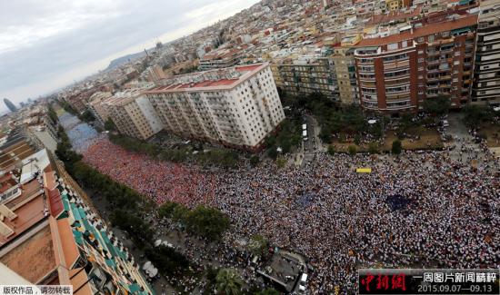 巴塞罗那100万人大游行 支持加泰罗尼亚独立公