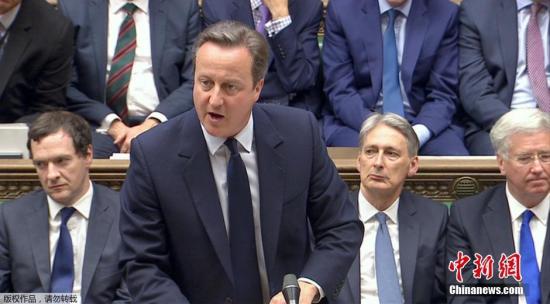 英国首相卡梅伦6月27日主持召开英国“脱欧”之后的首次内阁会议。卡梅伦表示，目前政府有一个基本责任，就是确保公投之后国家的团结。