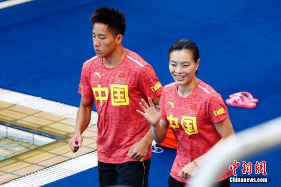 当地时间8月1日,中国跳水队进行抵达里约后的首场训练。中新网记者 富田 摄 当地时间8月1日,中国跳水队进行抵达里约后的首场训练。中新网记者 富田 摄