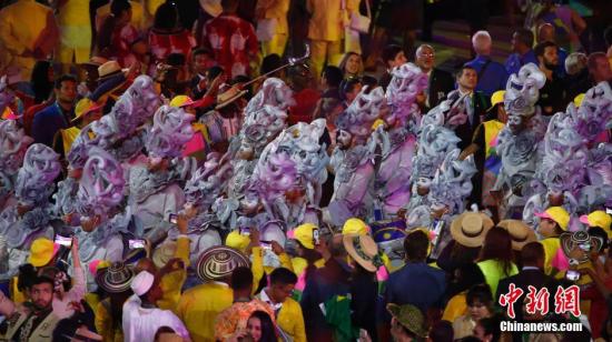 ����ʱ��8��5����8ʱ��2016��Լ���˻ῪĻʽ����Լ����¬�����������������С�ͼΪ��Ļʽ�ϵı��ݡ����������� ʢ���� ��