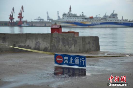 渤海海峡烟台至大连等省际客船因大风全线停航