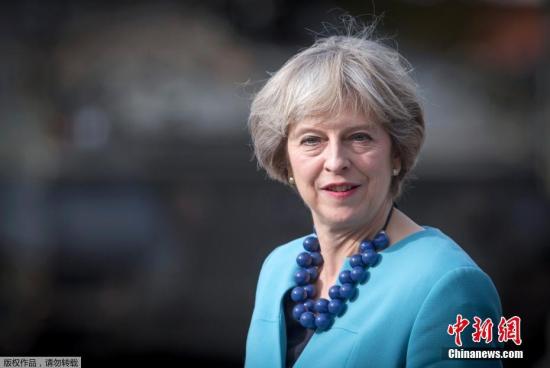 英国首相称英国脱欧不会破坏北爱尔兰和平协议