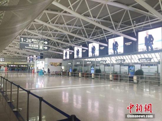 资料图：三亚凤凰国际机场。 尹海明 摄