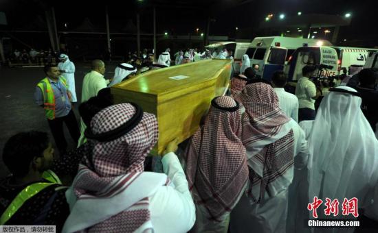 当地时间1月2日，沙特吉达，土耳其夜总会恐袭沙特遇难者遗体运抵回国。