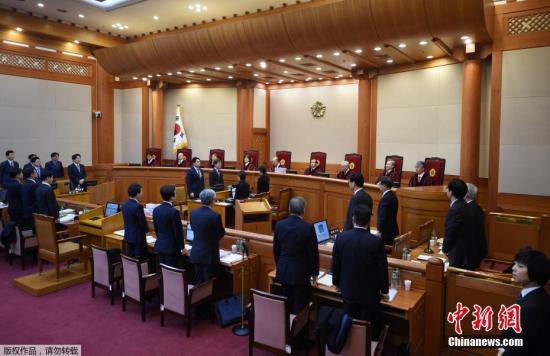 当地时间2017年1月5日，韩国首尔，韩国宪法法院举行总统朴槿惠弹劾案第二次公开庭审辩论。
