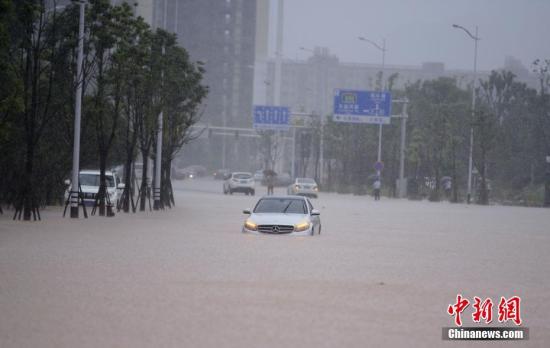 天降暴雨水围三湘数百万人受灾 长沙城经历“大考”