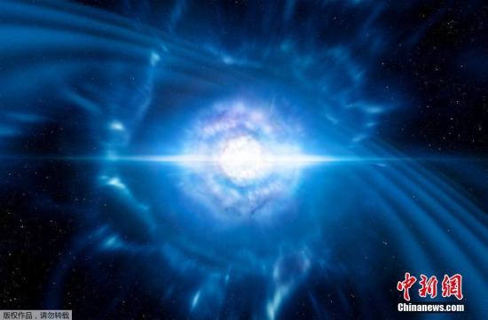 10月18日讯，北京时间10月16日晚10点，多国科学家宣布探测到中子星引力波事件，引发广泛关注。此次引力波探测的一大特点是不仅能“听到”，还能“看到”。欧洲南方天文台(ESO)16日就在网站发布了用天文望远镜“看到”的引力波之光。ESO的望远镜首次探测到引力波对应的光学信号，并在网站上公布了捕捉到的引力波之光画面。