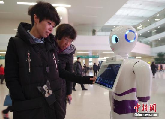 日媒称全球机器人企业在华集结：中国成世界机器人工厂