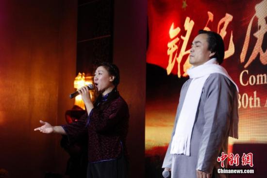 ʱ129գô󰲴ʡ绪˹ٰͬġϾɱ80׷˼ᡱڶ׶СԻǧμӴ˴ΪʷԸƽ׷˼ᡣͼΪݳɻϡ <a target='_blank' href='http://www.chinanews.com/'></a>  