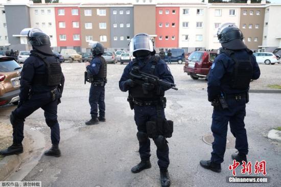 ����ʱ��3��23�գ��ڷ������ϲ��µ�ʡϮ������ͽٳ����ʵ�Ħ��������ӱ��ؾ��������С����𼫶���֯����˹���������Ƹ�����¼������3��������5�����ˡ�