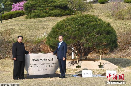 朝韩首脑举行历史性会晤 这些细节引关注