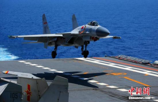 国防部：中国海军双轨并行加快培养舰载战斗机飞行员