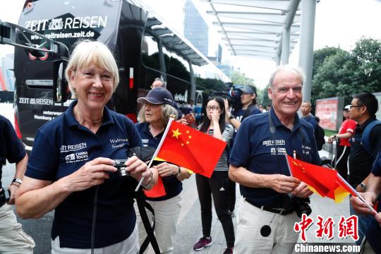 Fifty-six cultural ambassadors from Germany arrived in Shanghai on July 6, 2018. (Photo: China News Service/Tang Yanjun)