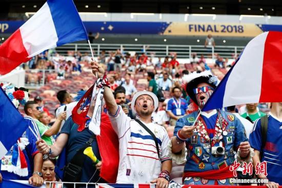 法国4:2击败克罗地亚 时隔20年再夺世界杯冠军