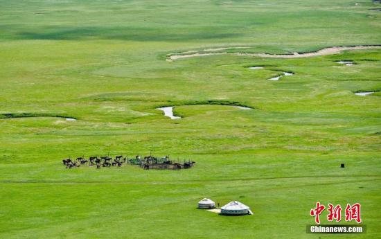 草原生态保护补助奖励实施7年 内蒙古10.2亿亩天然草原受惠