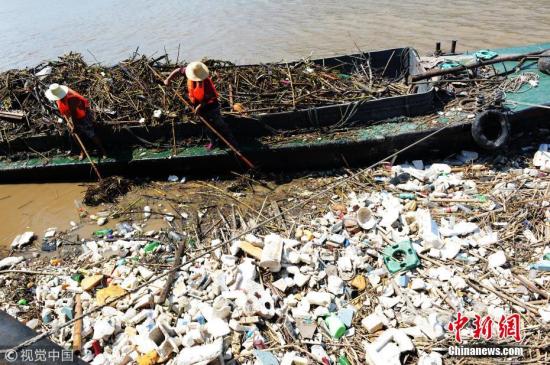资料图：垃圾处理。 饶国君 摄 图片来源：视觉中国