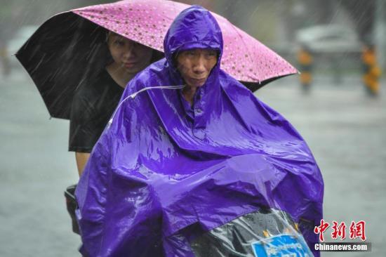 台风“百里嘉”影响华南沿海 西南地区等地多阴雨