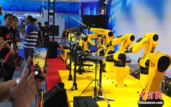资料图：第十七届中国国际装备制造业博览会。<a target='_blank' href='http://www.chinanews.com/'>中新社</a>记者 于海洋 摄