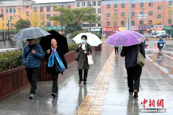 新一轮冷空气影响中国 黄淮江淮江南等地将有强降水