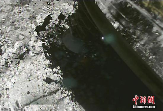 3月6日，日本宇宙航空研究开发机构公布隼鸟2号探测器着陆“龙宫”的画面。当地时间2月22日，本宇宙航空研究开发机构宣布了隼鸟2号成功短暂登陆“龙宫”。