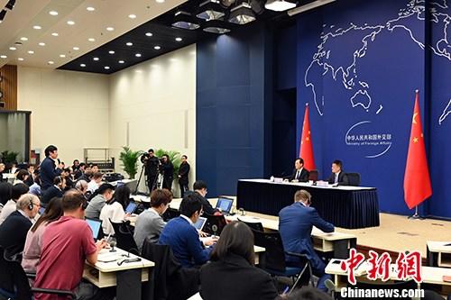 3��20�գ��й��⽻���ڱ�����������ý�崵��ᣬ�⽻���������������ܹ�����ϯϰ��ƽ���������Ħ�ɸ硢�������й��·����й���������ش�������ʡ� <a target='_blank' href='http://www.chinanews.com/'>������</a>���� ���� ��