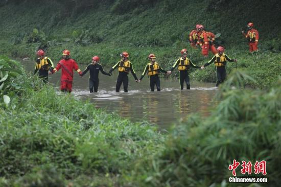 深圳暴雨引发洪水已致6人死亡 仍有5人失联