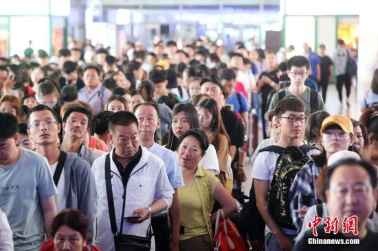 端午假期中国铁路发送旅客逾5074万人次