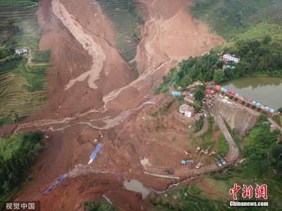 贵州水城山体滑坡已搜救出遇难人员33人 失联18人