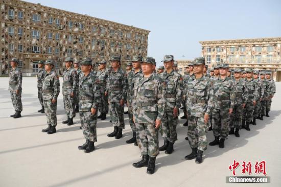 7月28日，参加“国际军事比赛—2019”的中国陆军参赛队员举行入营仪式。<a target='_blank' href='http://www.chinanews.com/'>中新社</a>发 蒲凯 摄