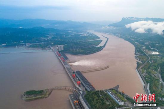 长江干线进入枯水期 三峡水库持续补水 逐步加大下泄流量