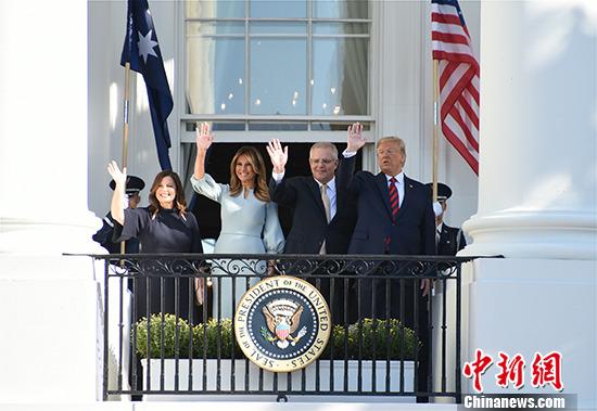 当地时间9月20日，澳大利亚总理莫里森对美国进行国事访问。图为美国总统特朗普当天在白宫南草坪为莫里森举行欢迎仪式。中新社记者 陈孟统 摄