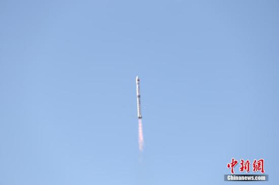 资料图：中国成功发射高分七号卫星 陆兴 摄