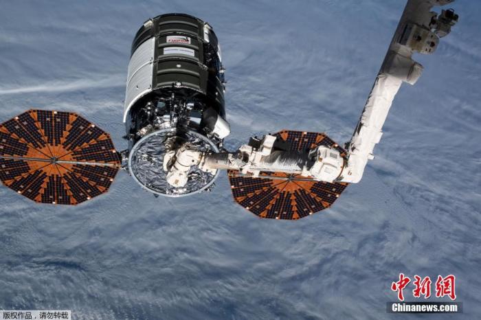 2019年11月4日，“天鹅座”飞船将货物运抵国际空间站。