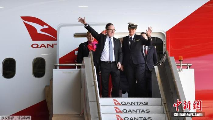 资料图：澳大利亚航空公司澳航(Qantas)的一架波音787-9“梦幻客机”。