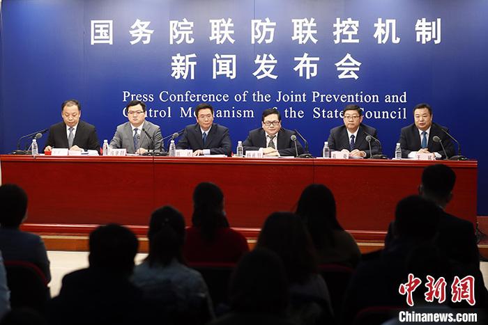 综合消息：除湖北外全国确诊病例降幅明显 气溶胶传播病毒尚无证据