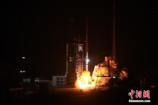中国航天迎鼠年开门红：战“疫”不停工火箭再升空