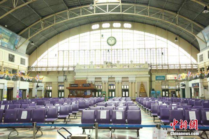 泰国曼谷的华南蓬火车站候车室空空荡荡。<a target='_blank' href='http://www.chinanews.com/'>中新社</a>记者 王国安 摄
