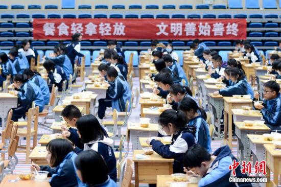 China launches comprehensive guidelines to combat overweight, obesity in school children