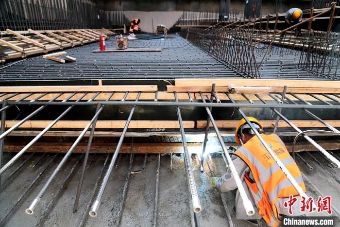 国家统计局：前7月固定资产投资回升势头继续巩固