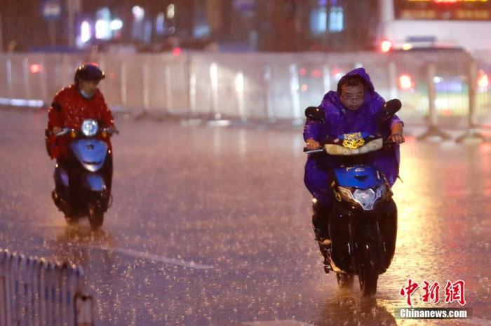 中国气象局：北京本次降雨强度不如2012年“7.21”大雨