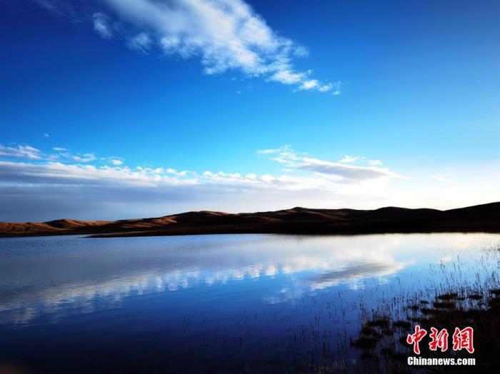 三江源保护区核心腹地冬格措纳湖。韩文思 摄