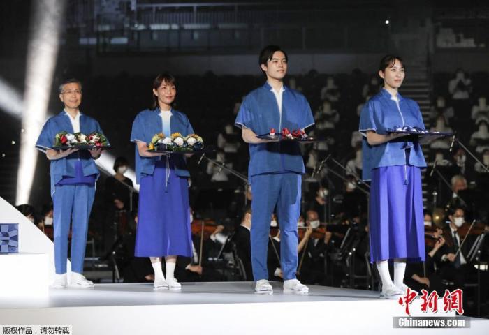 东京奥运会颁奖台、音乐及颁奖志愿者服装亮相