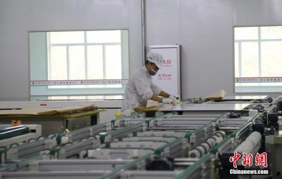 China's lithium battery enterprises capture 60% of global market share